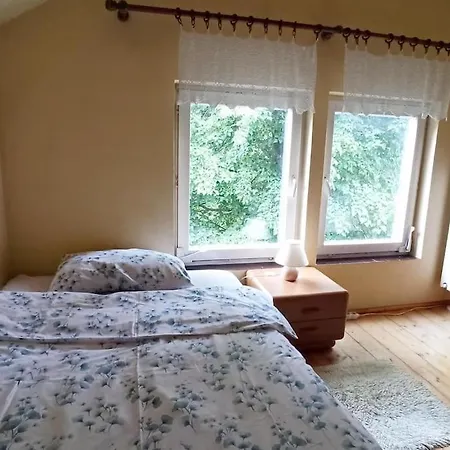 Trzemcha بيت للعطل